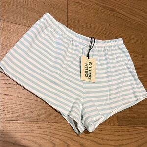 Daily Drills mist and White Striped Shorts